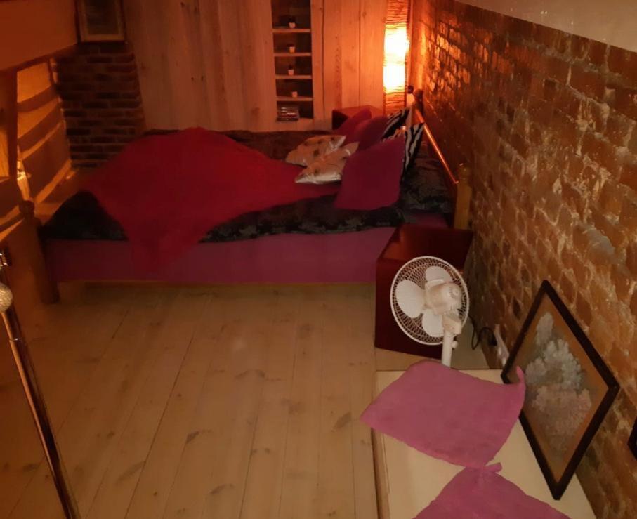 2 Story Studio Apartment Free Parking Included Ryga Zewnętrze zdjęcie